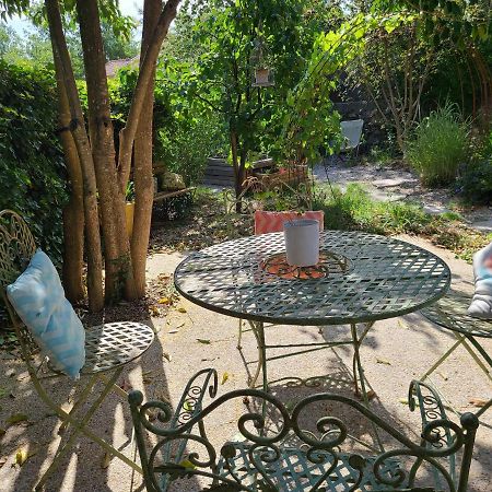 Ferienwohnung Chez Nous Dans Notre Petit Jardin Montpellier Exterior foto